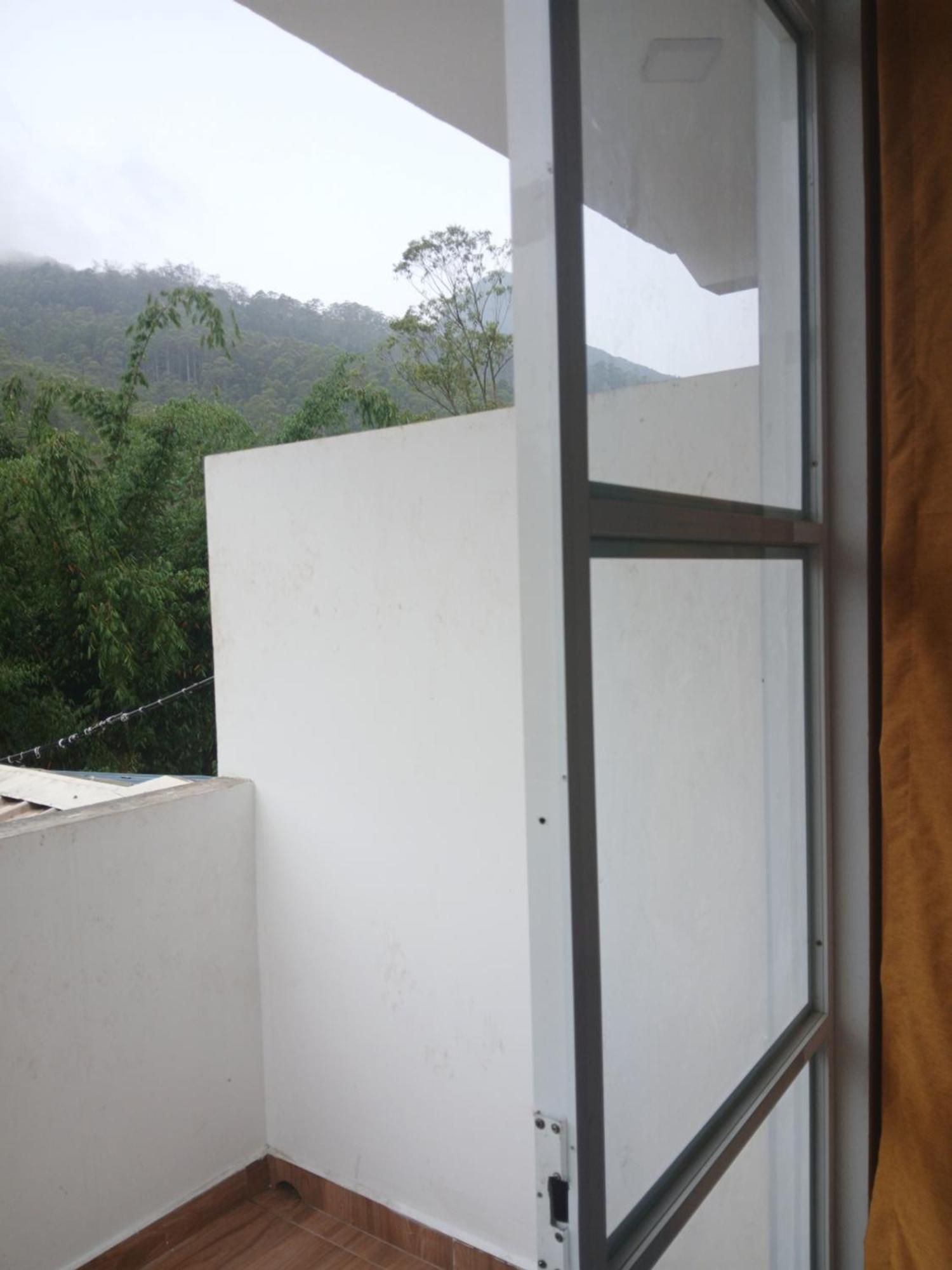 The Peak Residence Nallathanniya Exterior foto
